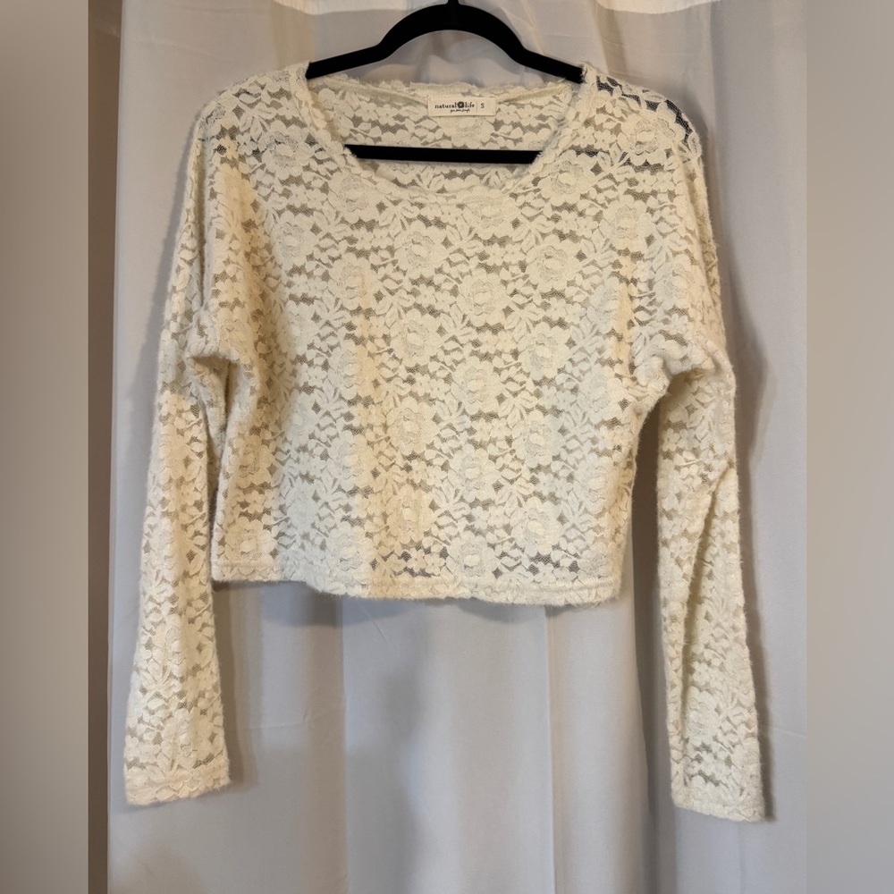 Natural Life Cream Lace Cropped Top – Size S